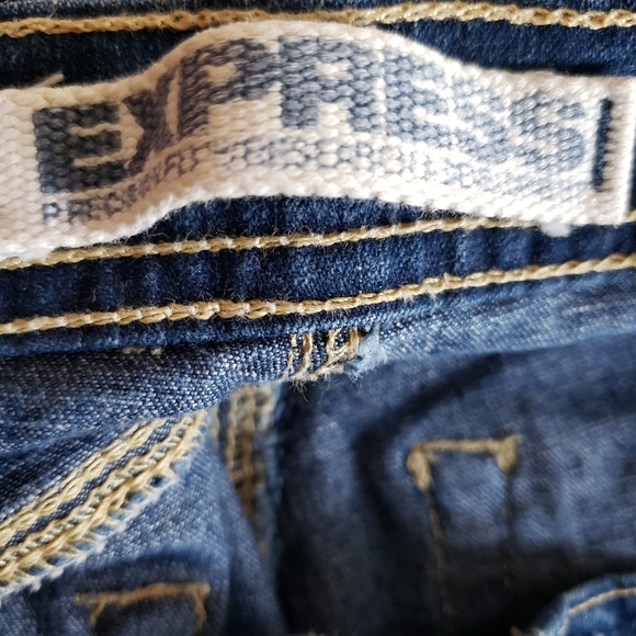 Express Super Low Rise Flare Leg Jeans - Picture 7 of 9